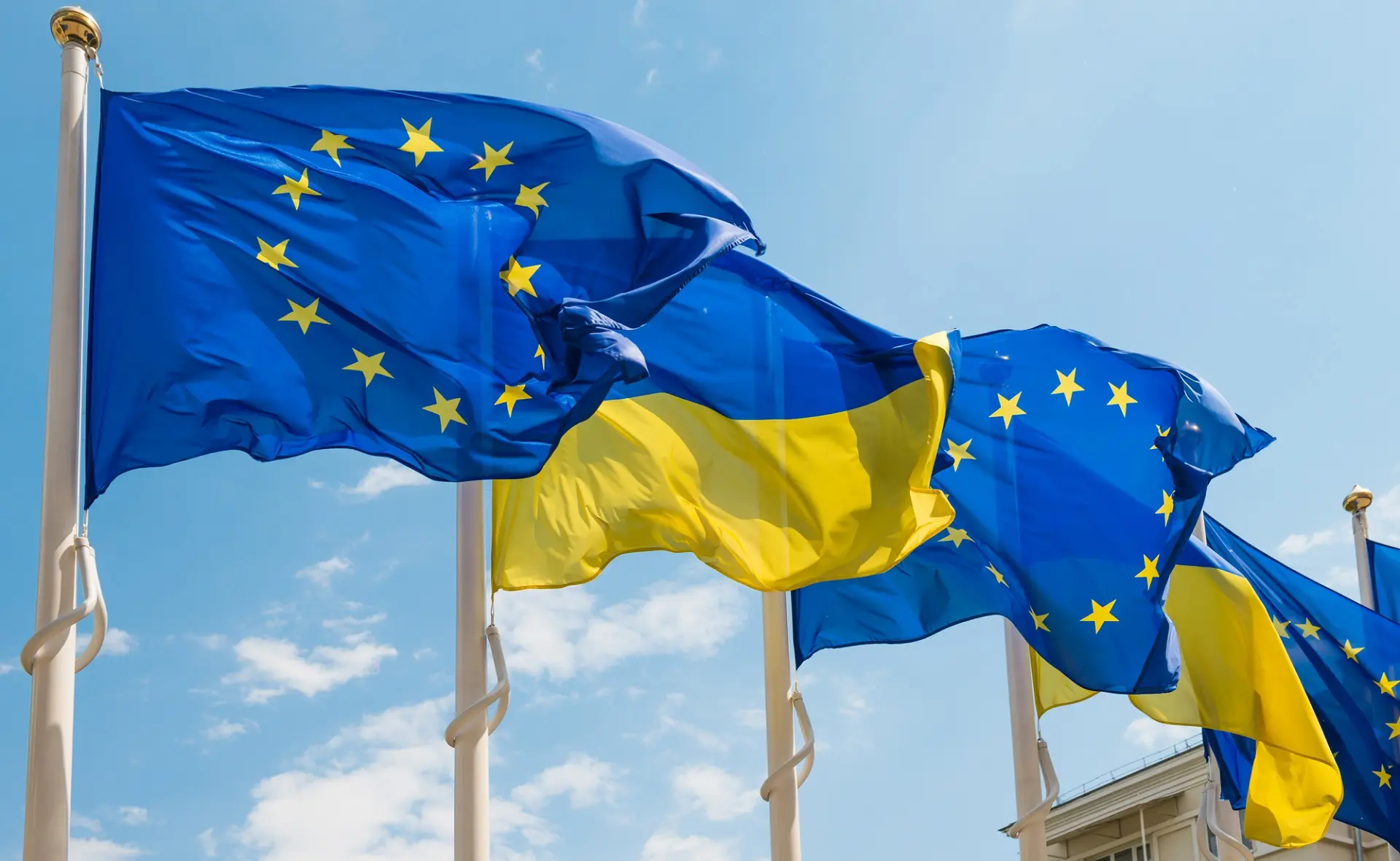 Из-за недовыполнения реформ Украина не получит почти 1,5 млрд евро по одному из траншей ЕС