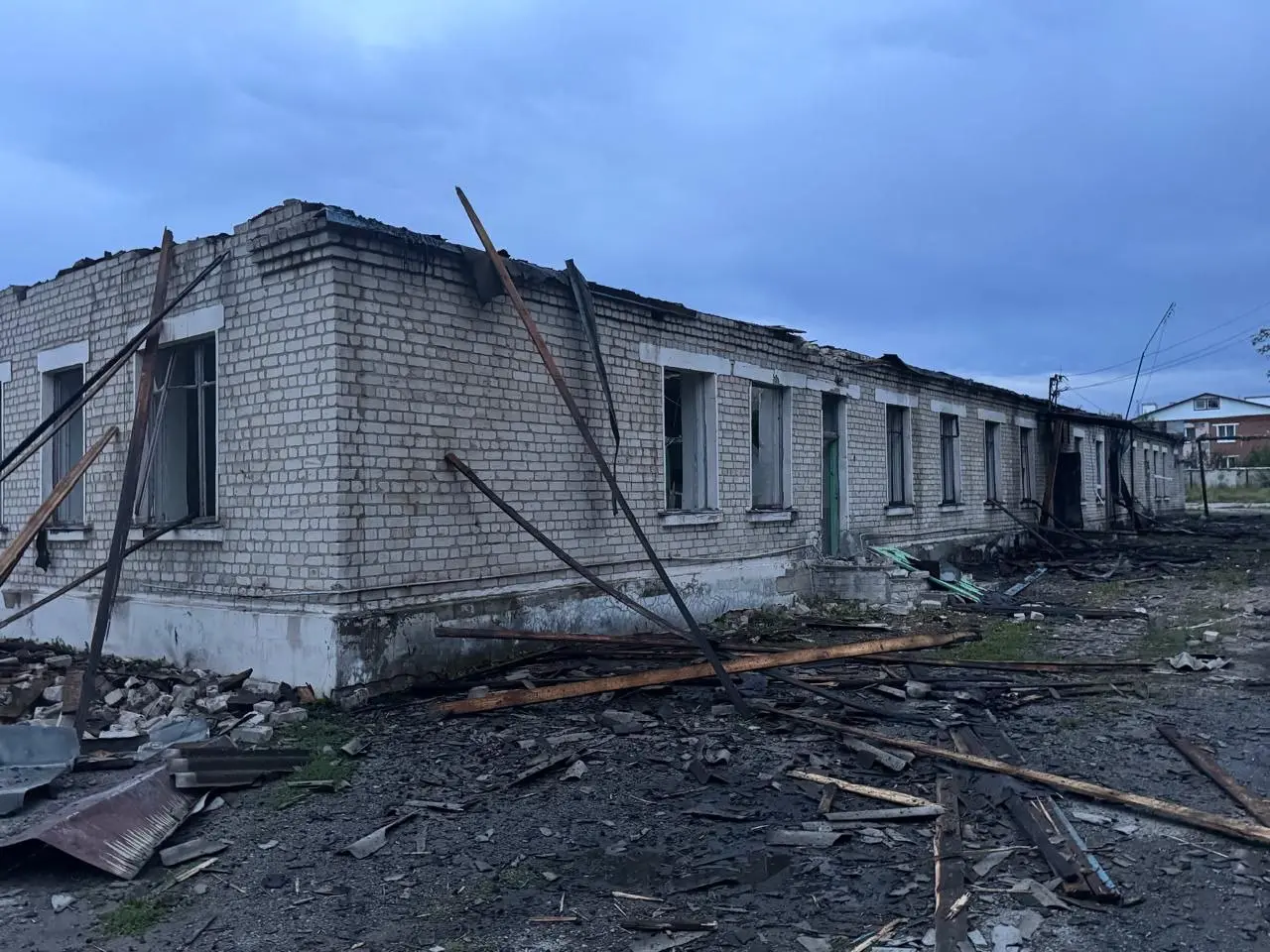 Російський удар БпЛА по лікарні в Золочеві: деталі атаки