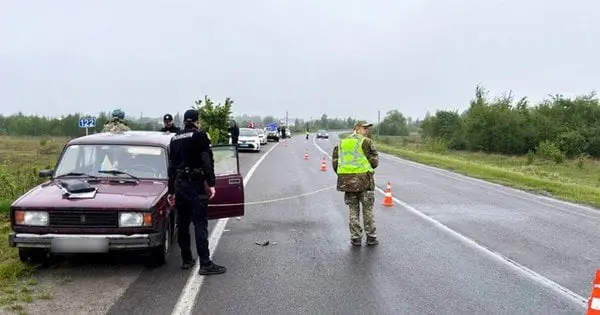 На Рівненщині суд покарав водія, який кинув у патрульних страйкбольну гранату