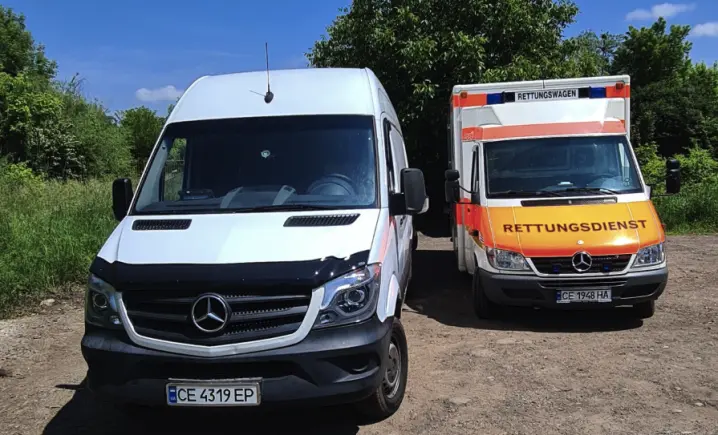 Волонтери з Чернівців, які постраждали під час ракетного обстрілу в Кривому Розі, відновили свою роботу