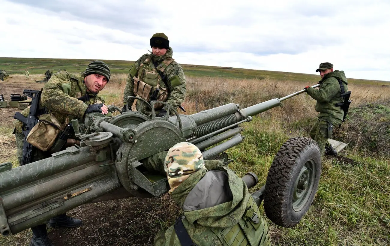 "М’ясні" штурми не допомогли: до чого вдались росіяни під Вовчанськом