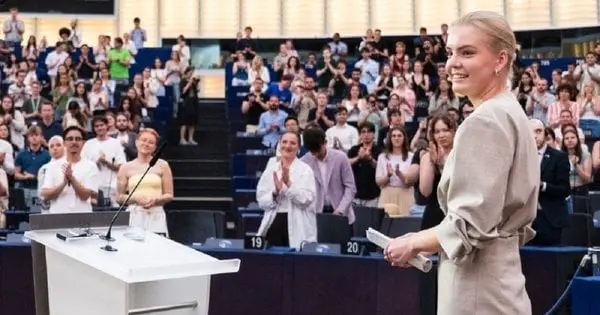 Українська делегація залишила молодіжний форум через виступ Навальної