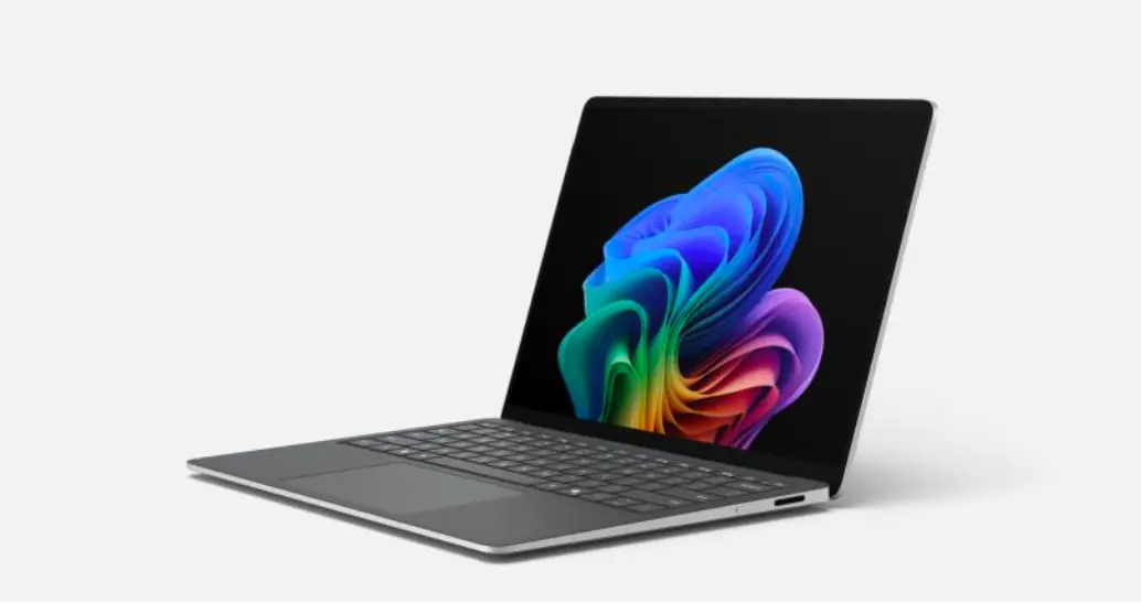 Microsoft анонсує Surface Laptop 5G для бізнесу