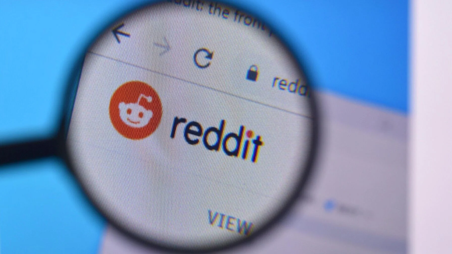 Reddit звинувачує Anthropic в незаконному використанні даних