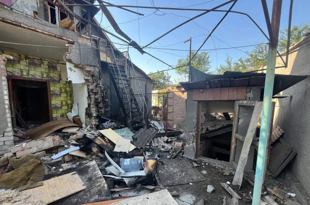 Обстріл Дніпропетровщини ракетами, дронами та артилерією: є постраждалі та руйнування