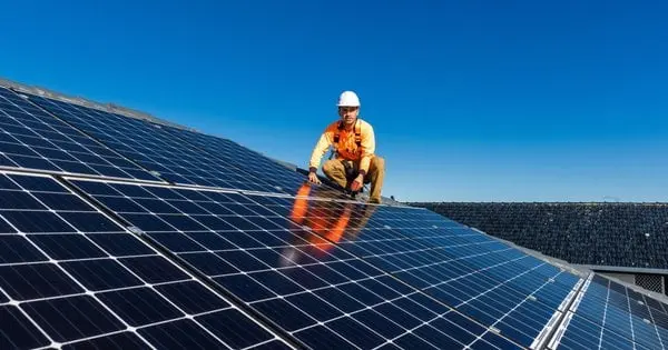 Як сонячні панелі допомагають стабілізувати роботу українських компаній
