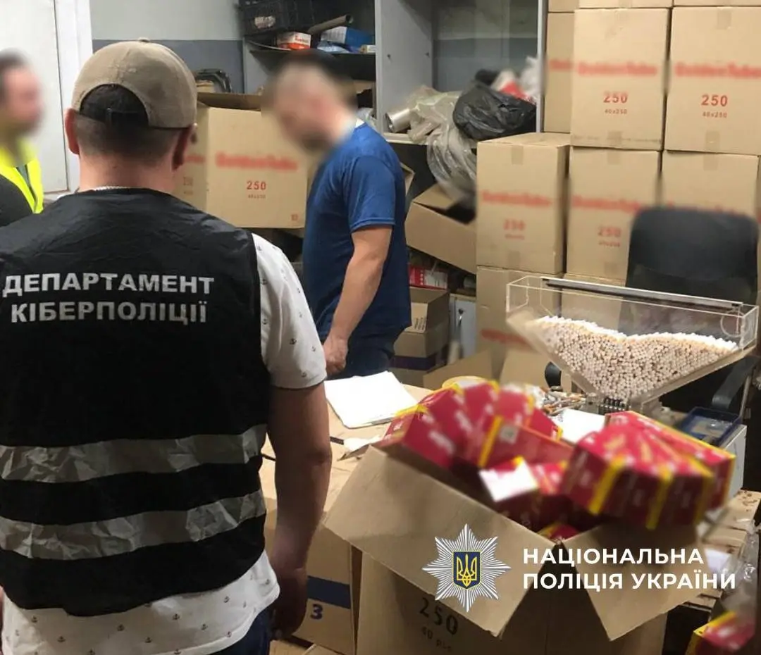 Міг працювати з братом та батьком: яку злочинну схему організували