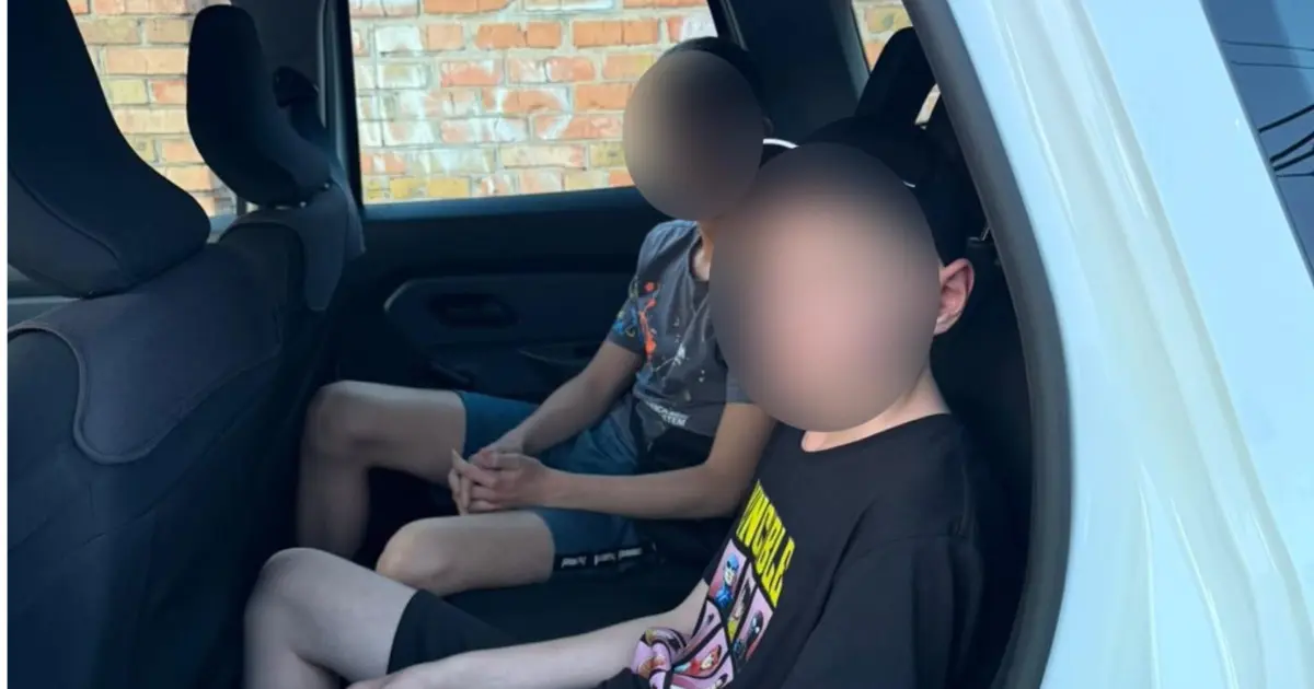 У Вінниці вчора двоє підлітків розважались на залізничних коліях