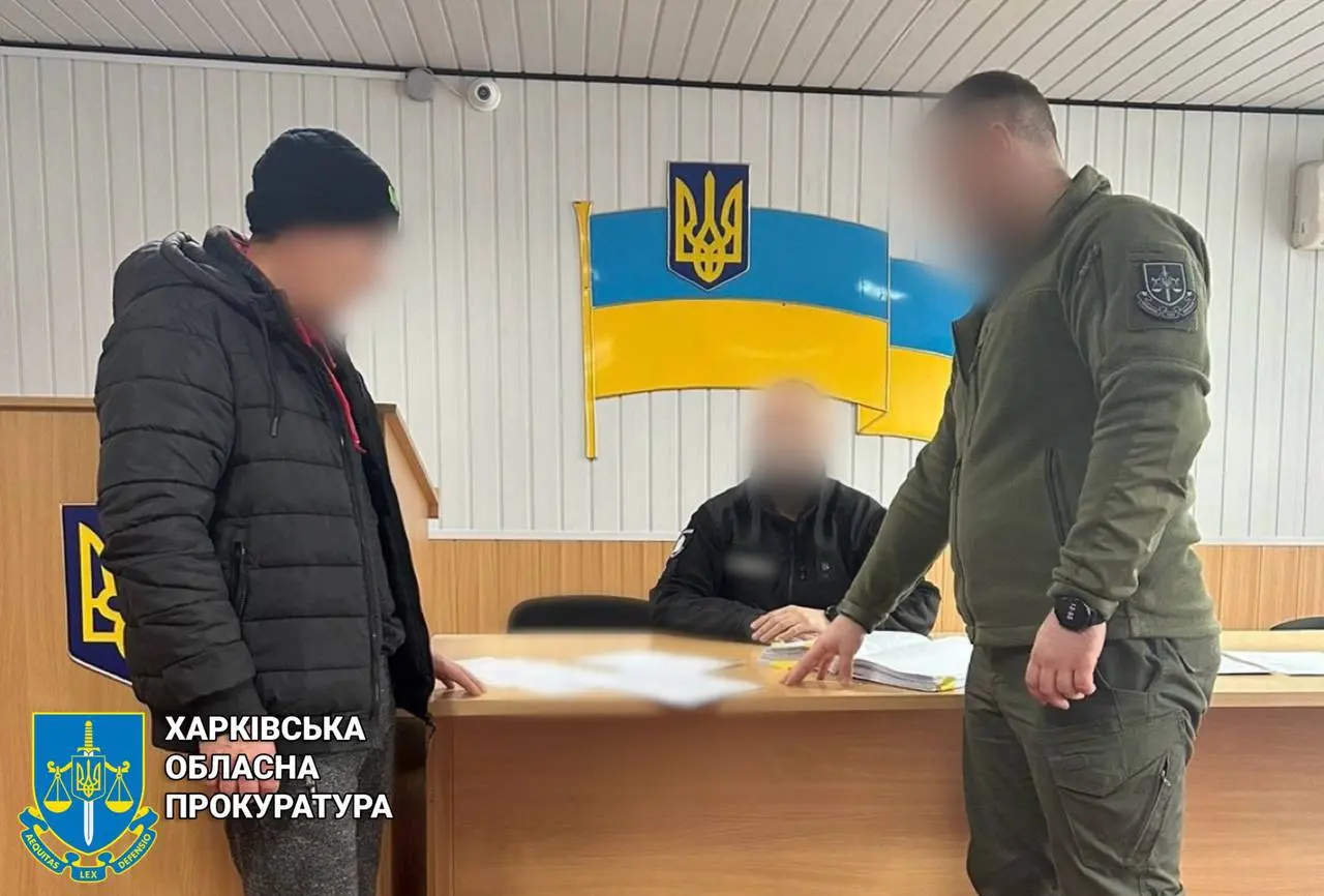 Ударив підлітка ножем по голові: чоловіка засудили за вбивство під Харковом