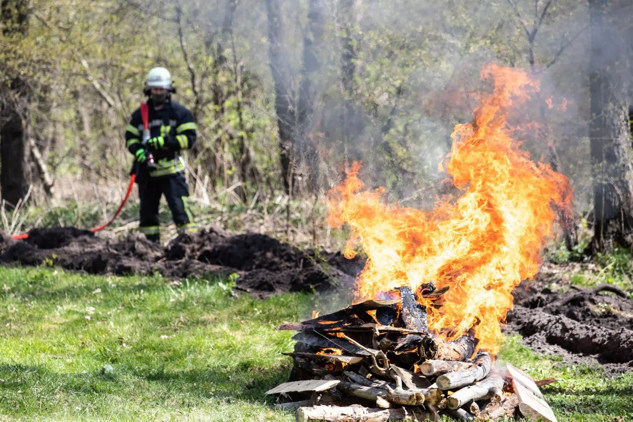 На Київщині та в столиці оголосили надзвичайний рівень пожежної небезпеки