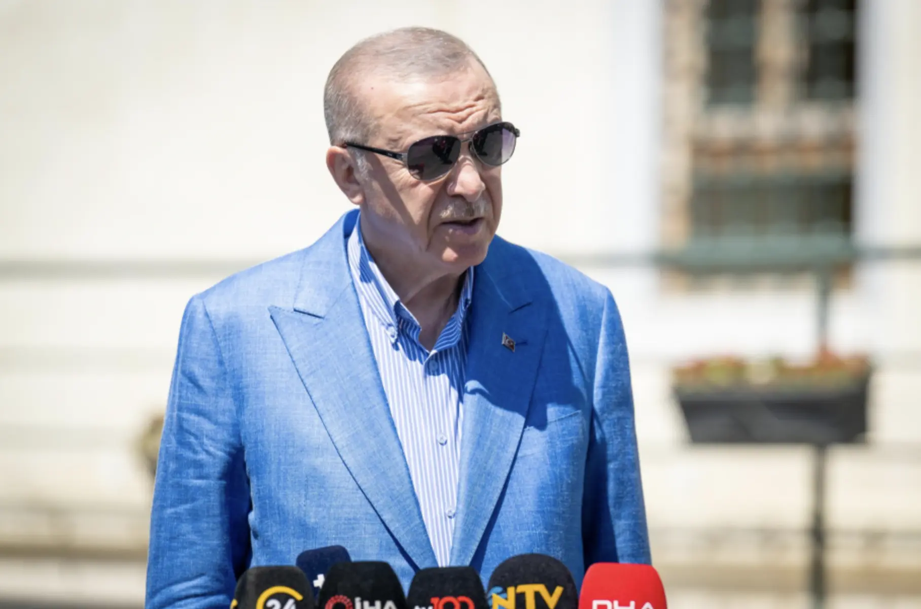 У Ердогана пояснили, що він хоче організувати зустріч Путіна й Зеленського