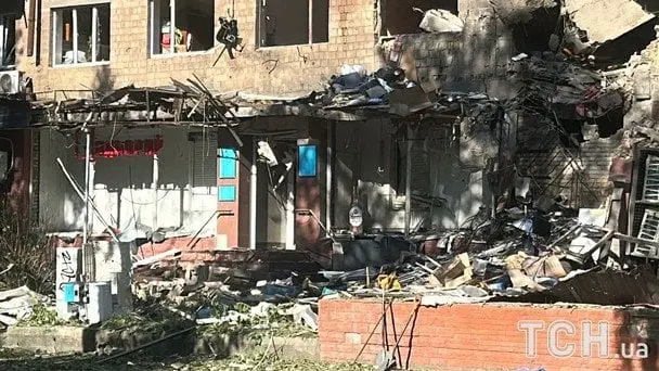 Київ пережив пекло: понад 500 ворожих цілей атакували місто, зафіксовано руйнування у шести районах — фото