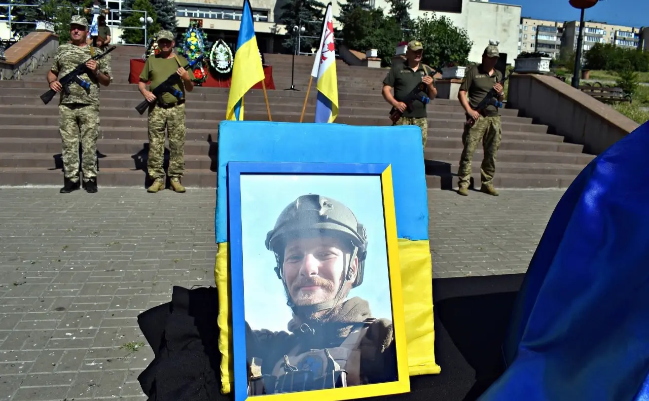 Обухів попрощався з 24-річним Героєм Володимиром Прокопенком