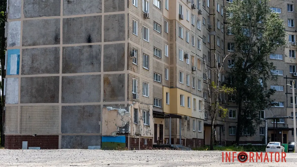 “Зробити краще, ніж було”: у міськраді Дніпра розповіли, чому треба ремонтувати фасад будинку на Перемозі №118 за 85 мільйонів гривень
