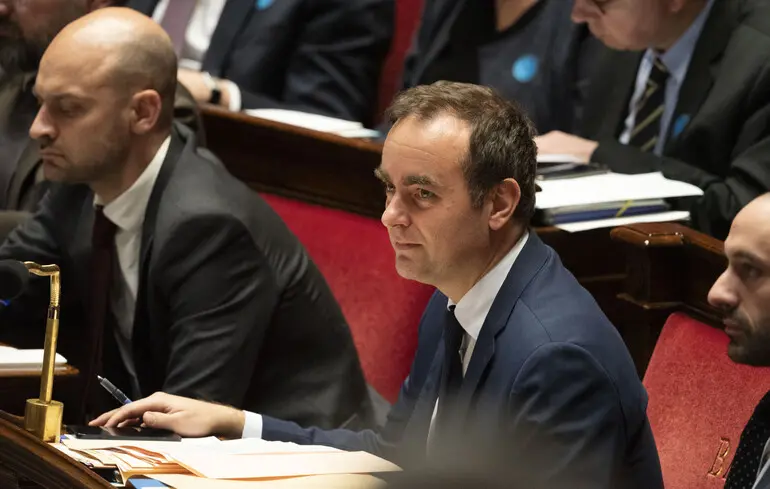 Лекорню: вимога Росії про демілітаризацію України є неприпустимою