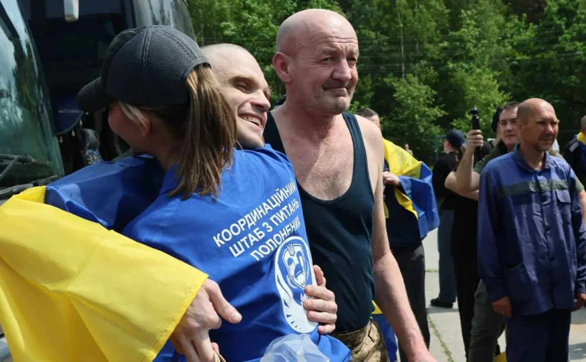 Наші вдома: в Україну повернулись ті, хто був в полоні з 2022-го. ФОТО, ВІДЕО