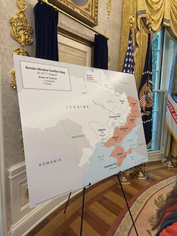 Карта України в центрі переговорів: що показали Зеленському в Білому домі