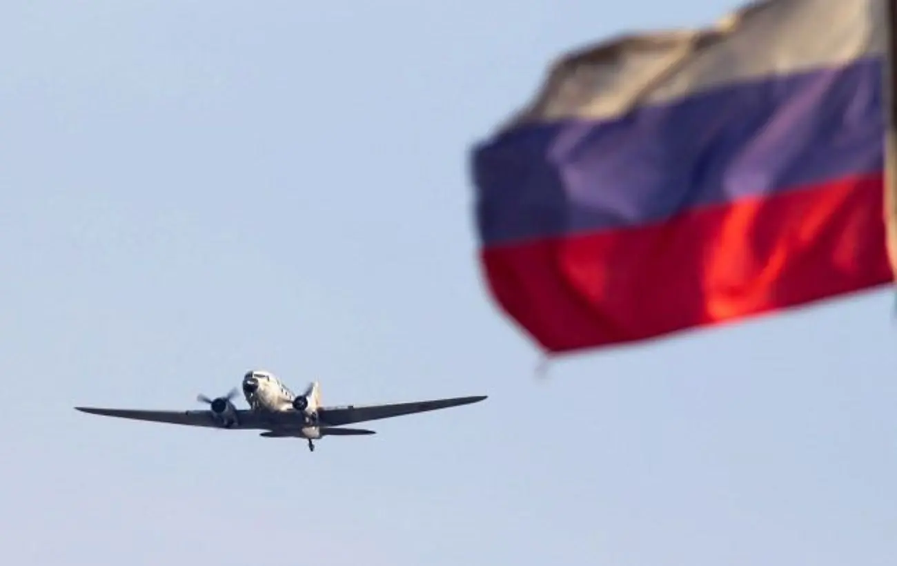 Закрили аеропорт, людей виводять з пляжів: в російському Сочі лунають вибухи