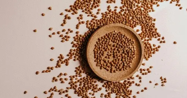 У холодній, гарячій чи киплячій: в якій воді найкраще варити гречку