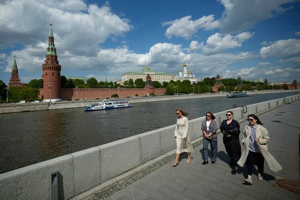 Росія вночі здригалась від вибухів: де сталися "прильоти"