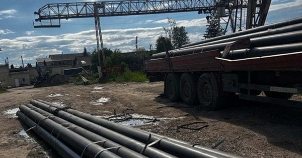 На підприємстві біля Тернополя під час завантаження металевих труб загинув працівник