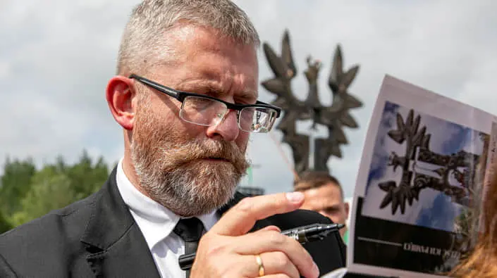 Українофоб, антисеміт та скандаліст: як Гжегож Браун став "зіркою" польської політики