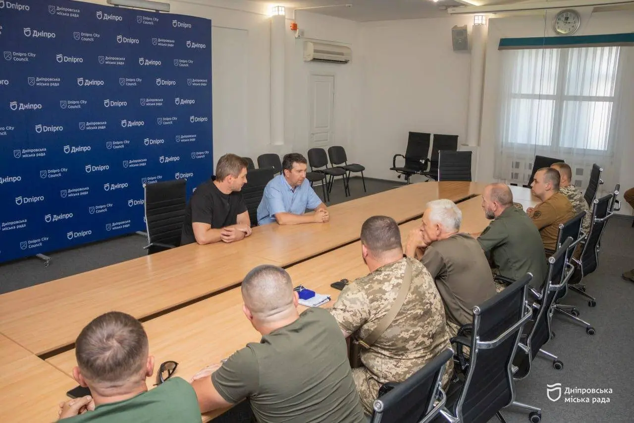 У Дніпрі відзначили військовослужбовців 93-ї бригади «Холодний Яр»