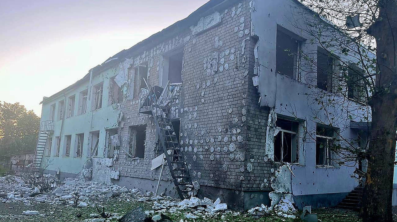 Окупанти гатили по Нікопольщині – пошкодили підприємства, будинки і церкву