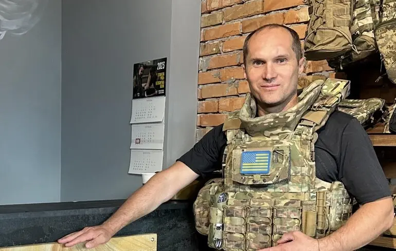 Воєнний журналіст Бутусов заявив, що мобілізувався в Нацгвардію