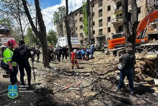 Ракетний удар по Києву: серед загиблих - дитина