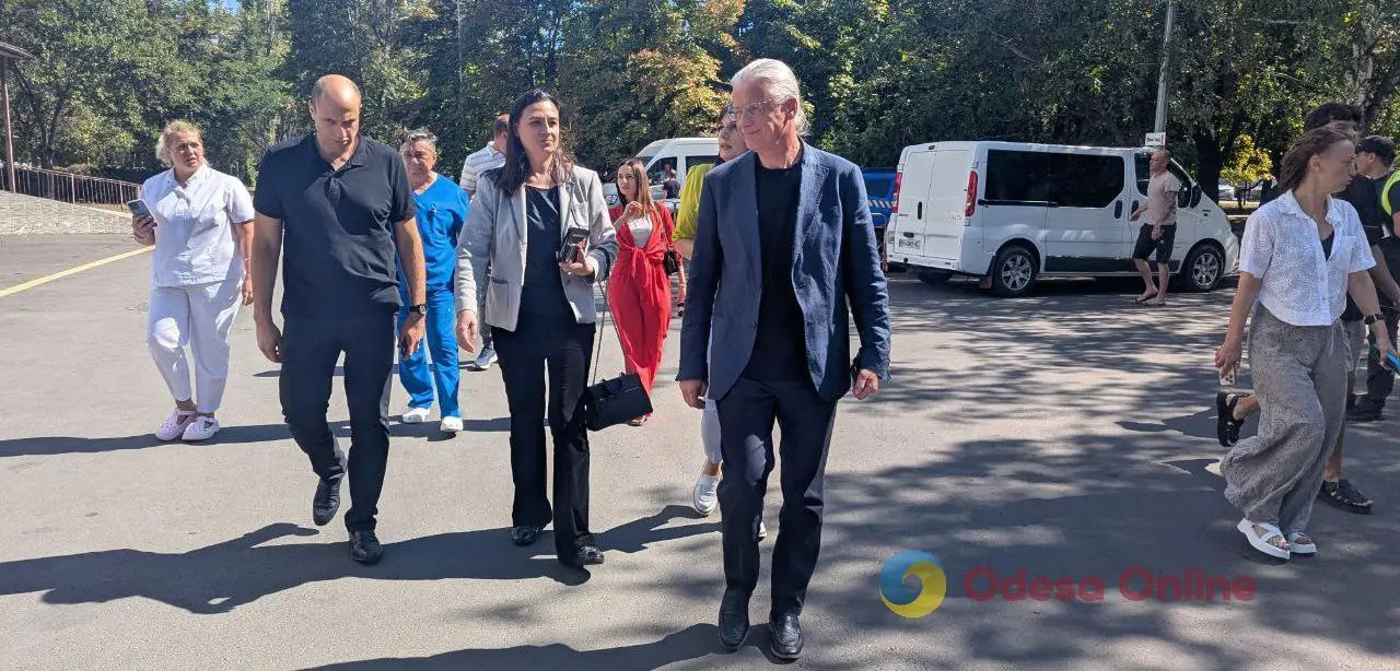Уповноважена президента з питань безбар’єрності відвідала Одесу й перевірила міські медзаклади