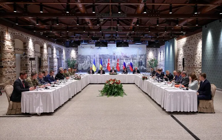 Новий раунд переговорів України та Росії може відбутися у Ватикані в середині червня — WSJ