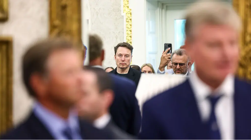 "США мчить у боргове рабство": Маск знову розніс головний податковий закон Трампа