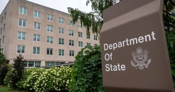 Держдепартамент США почав масове скорочення штату