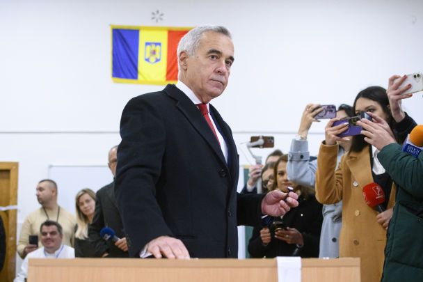 Ультраправий румунській політик Джорджеску оголосив про завершення політичної карʼєри