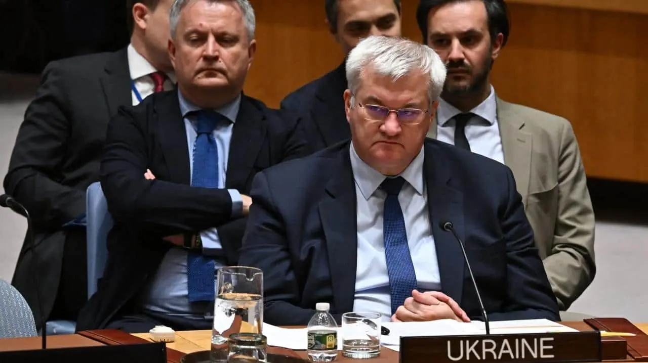 Сибіга натякнув, що російські літаки над Естонією слід було збити