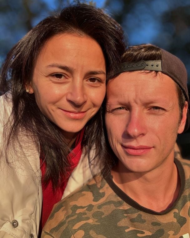 Ілона Гвоздьова, яка подавала на розлучення, проігнорувала засідання суду: відома причина