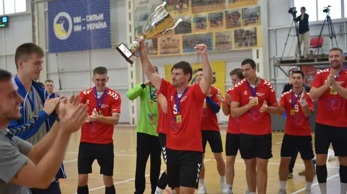 Мотор розгромив Одесу в матчі за Суперкубок України
