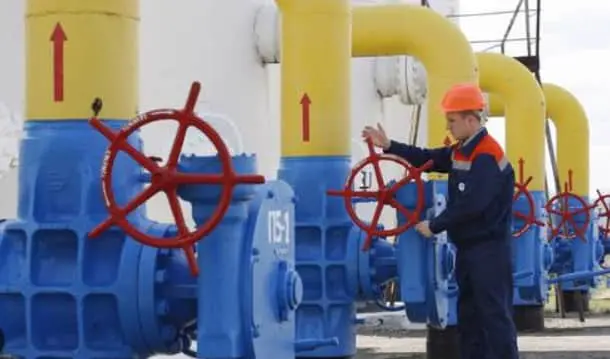Єврокомісія представила план повної зупинки імпорту газу та нафти з РФ до кінця 2027 року
