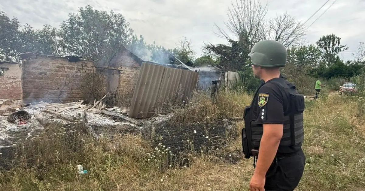 На Харківщині росіяни пошкодили трубопровід та залізницю