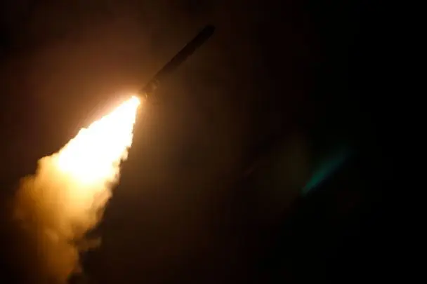 Defense Express про можливий масований обстріл: Росія свідомо розкручує істерію навколо «Орешника»