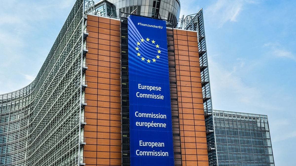 У Єврокомісії висловили надію на зняття заперечень Словаччини щодо 18-го пакету санкцій проти РФ