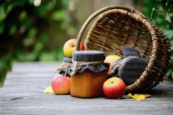 Що потрібно святити на Яблучний Спас: перелік продуктів в кошик
