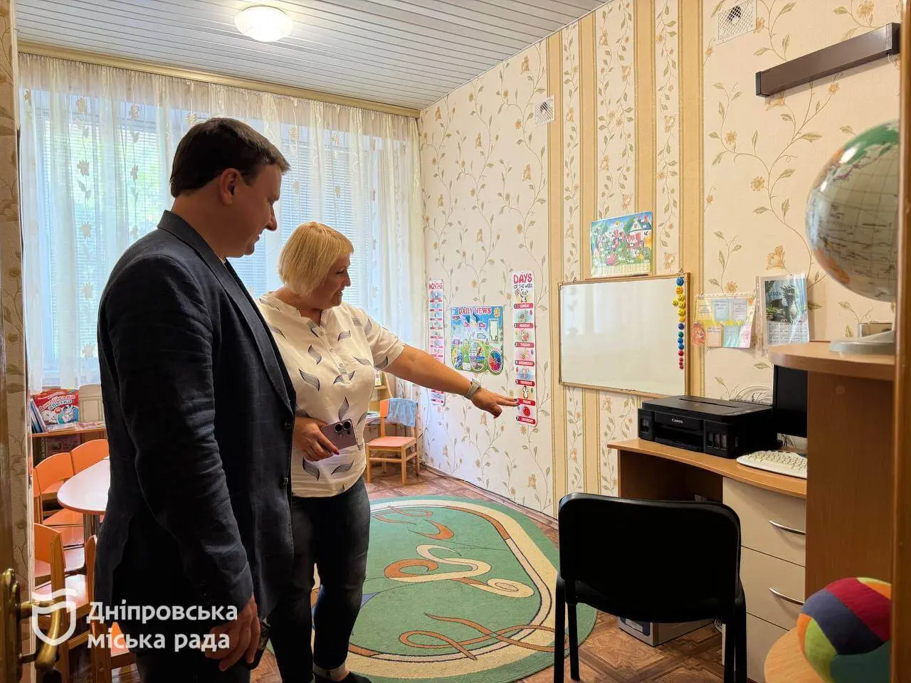 Безперервний інтернет для навчання: у школах та садках Дніпра модернізують Wi-Fi мережу