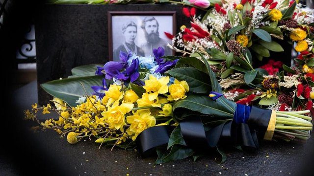 Гуманітарний комітет ВР вважає, що треба змінити напис на пам’ятнику Лесі Українки в Києві