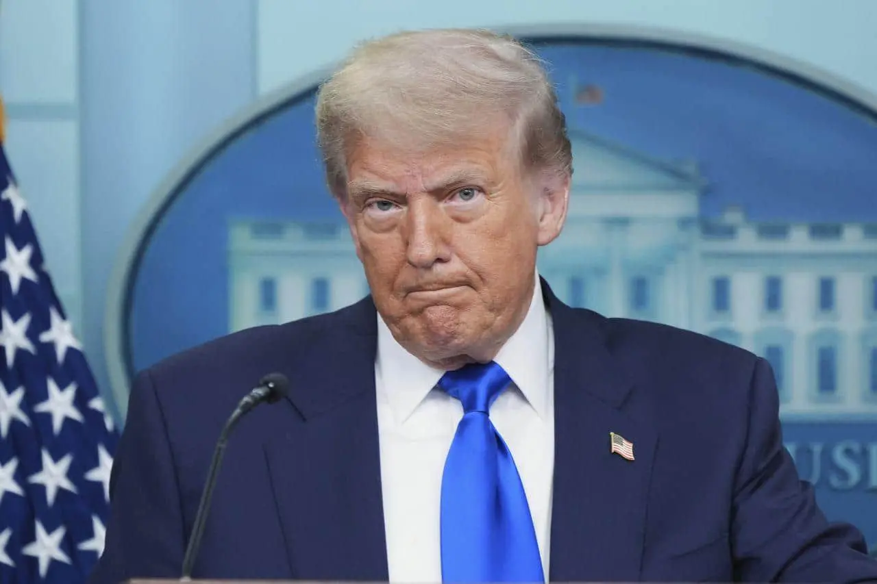 Трамп каже, що припинив роботу з послаблення санкцій проти Ірану