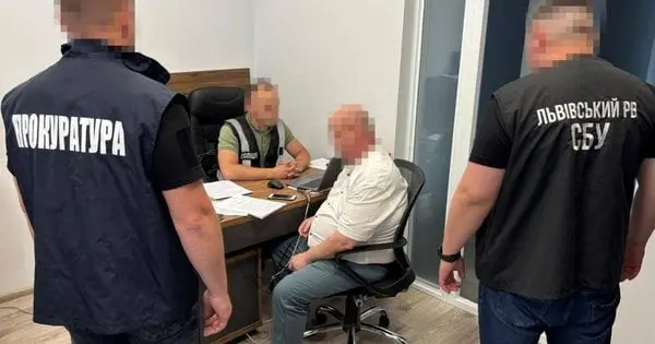 Екскерівника підрозділу Львівського ветуніверситету викрили у недбалості на 10 млн грн