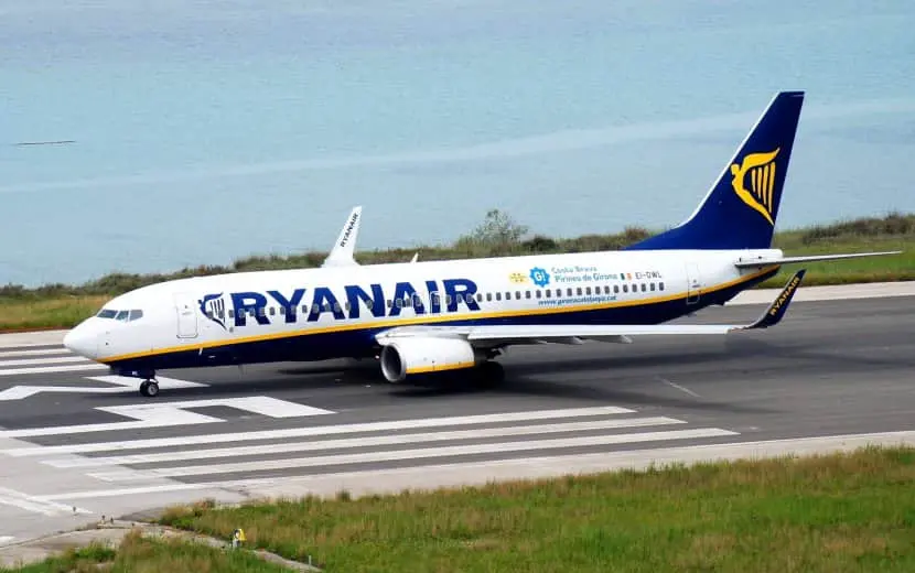 Ryanair у розпал літа скасовує рейси для 30 тисяч пасажирів через страйк у Франції
