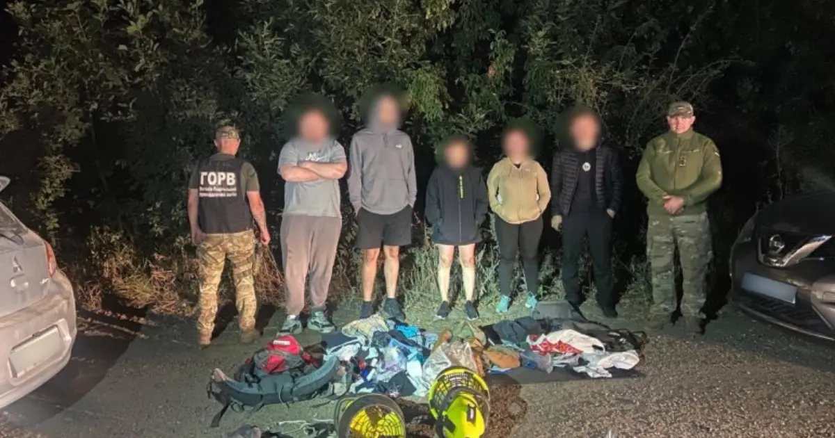 Двох вінничанок підозрюють у незаконному переправленні чоловіків через державний кордон