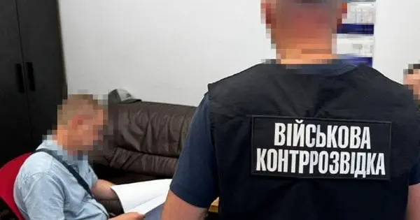 Посадовця Міноборони у Львові викрили у розкраданні грошей на ремонті бронетранспортерів